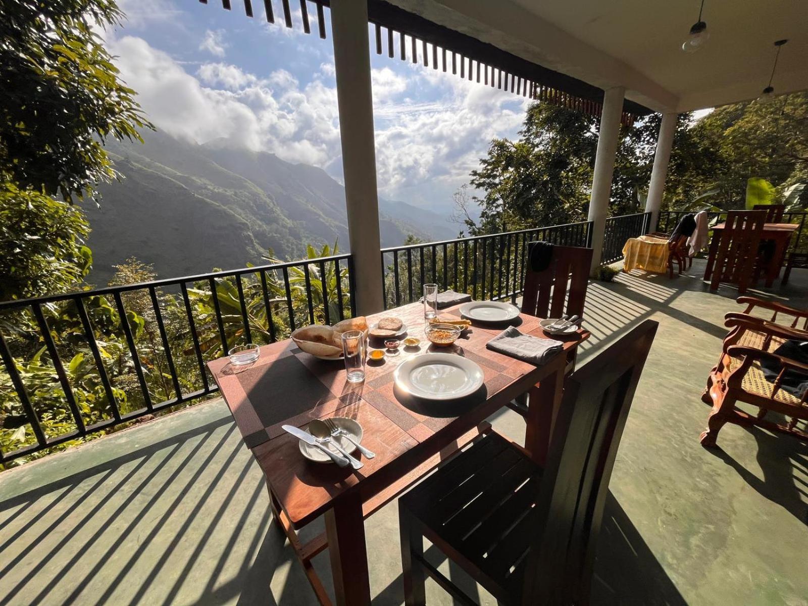 Nature Green Hotels On Rock Home Ella Extérieur photo
