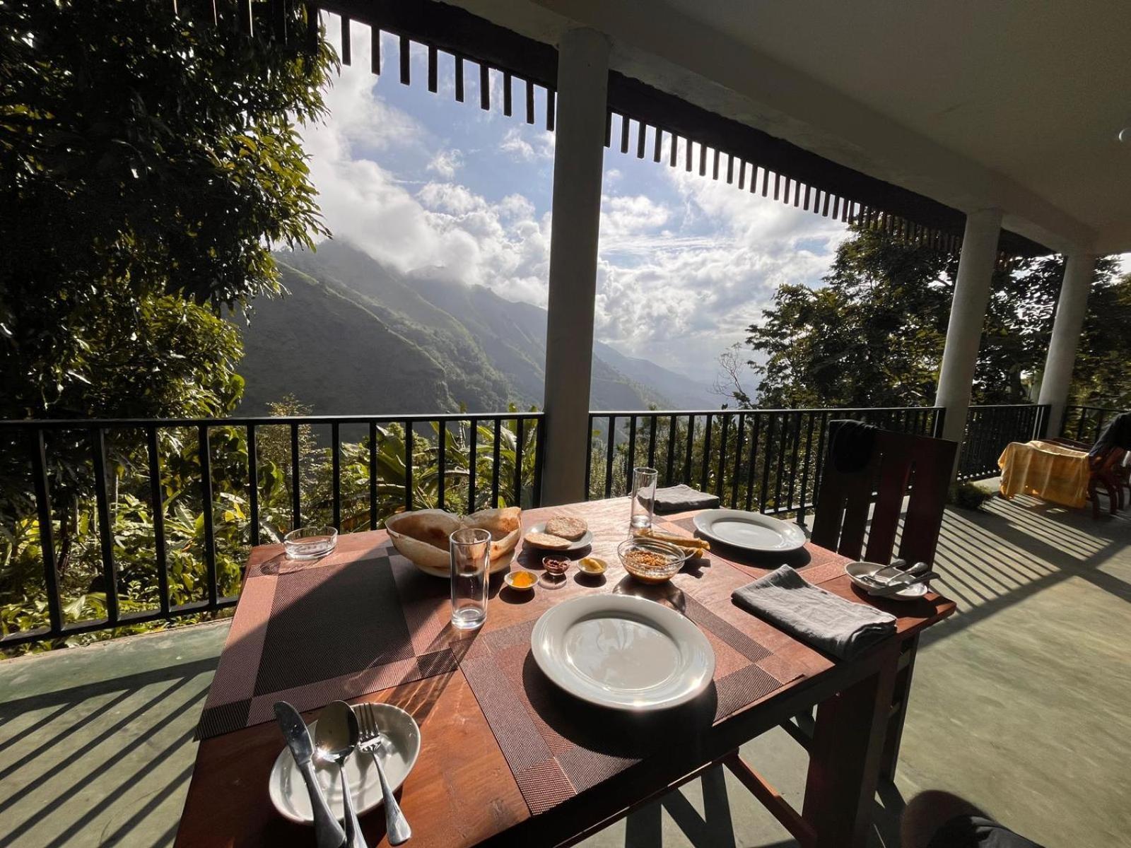 Nature Green Hotels On Rock Home Ella Extérieur photo