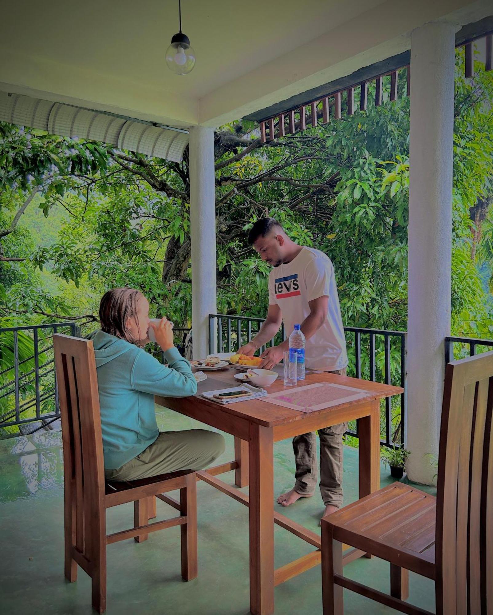 Nature Green Hotels On Rock Home Ella Extérieur photo
