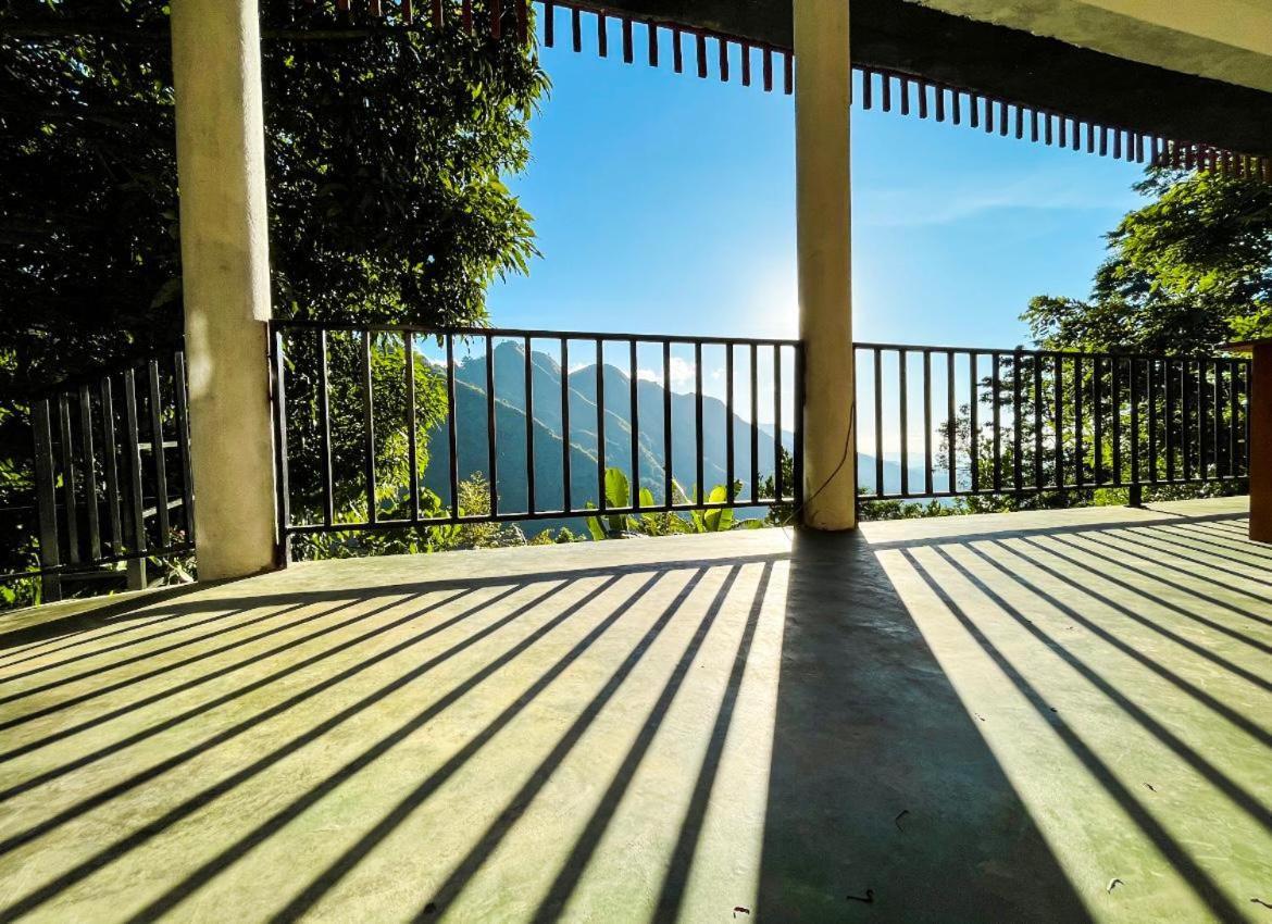 Nature Green Hotels On Rock Home Ella Extérieur photo