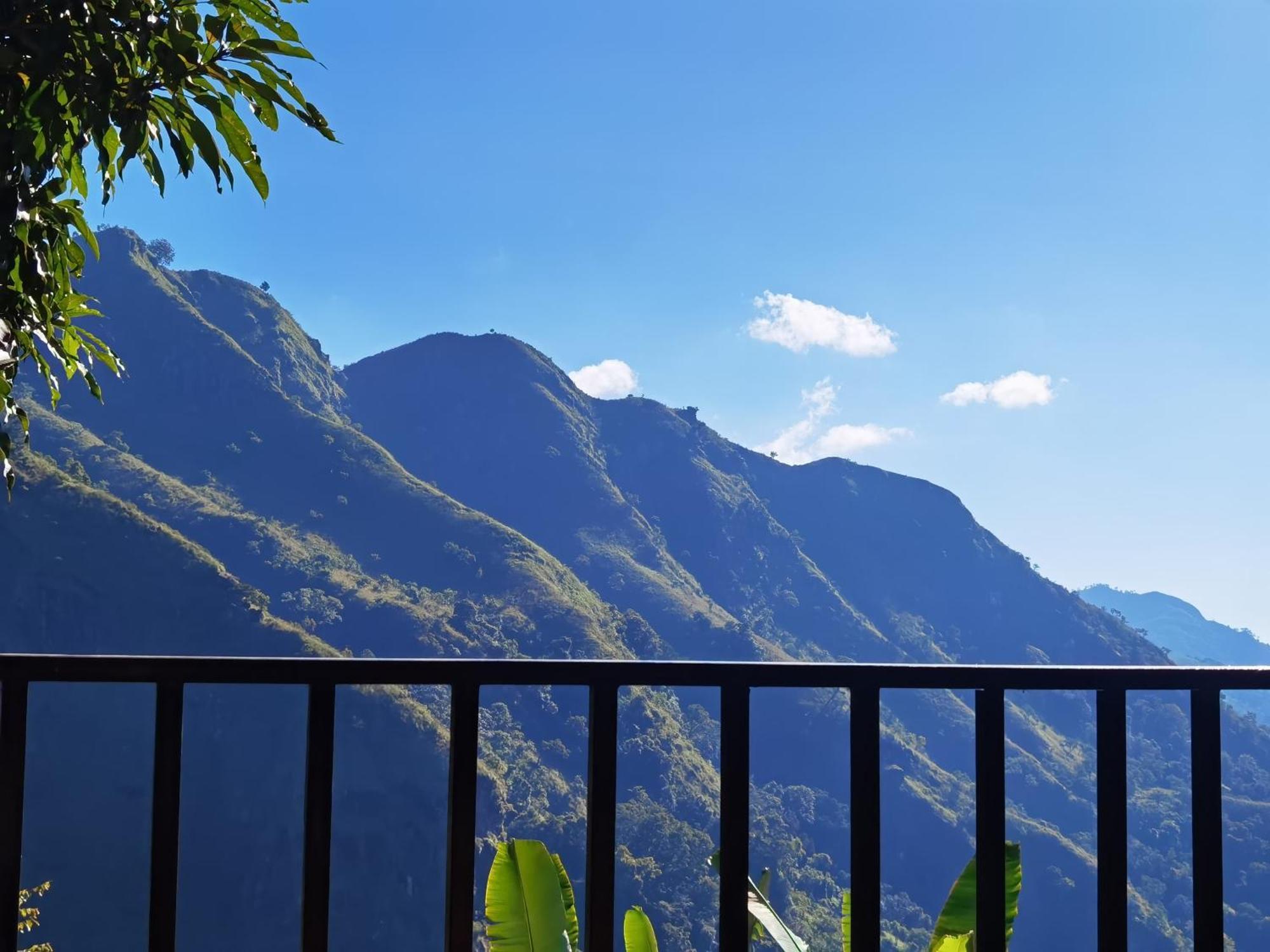 Nature Green Hotels On Rock Home Ella Extérieur photo