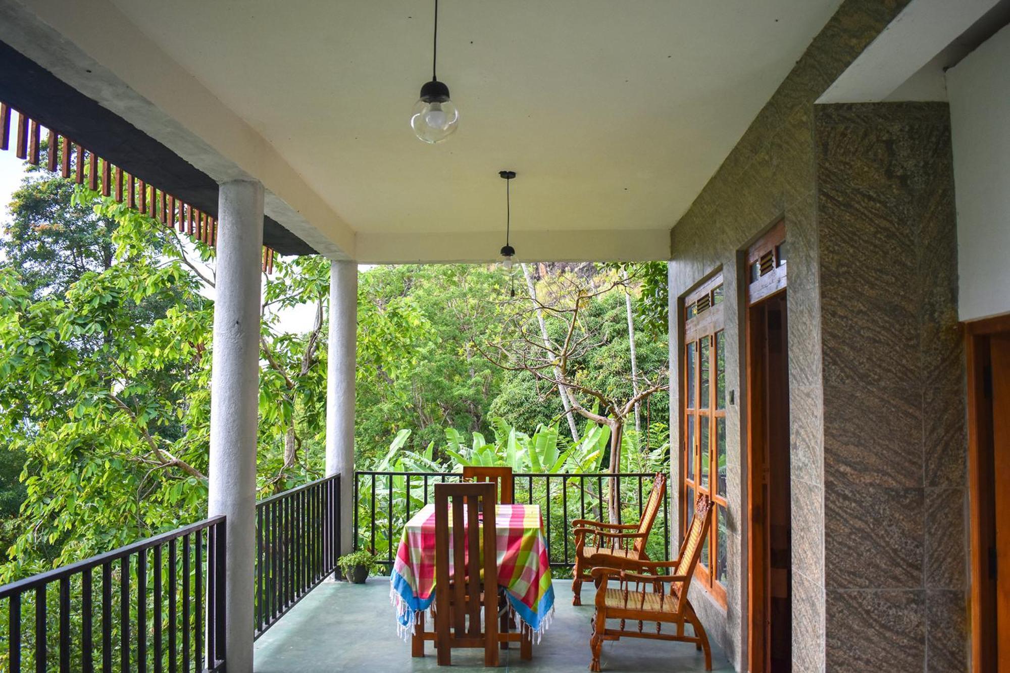 Nature Green Hotels On Rock Home Ella Extérieur photo